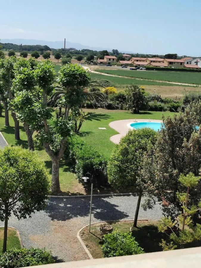 Casa Sara Con Wifi E Piscina Comune, A Soli 2 Km Dal Mare Cecina  Italia